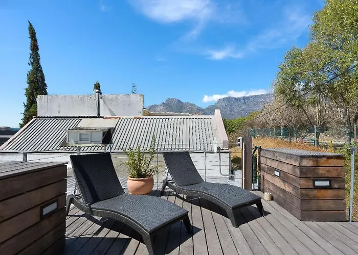 Rooftop Villa In Trendy Neighbourhood